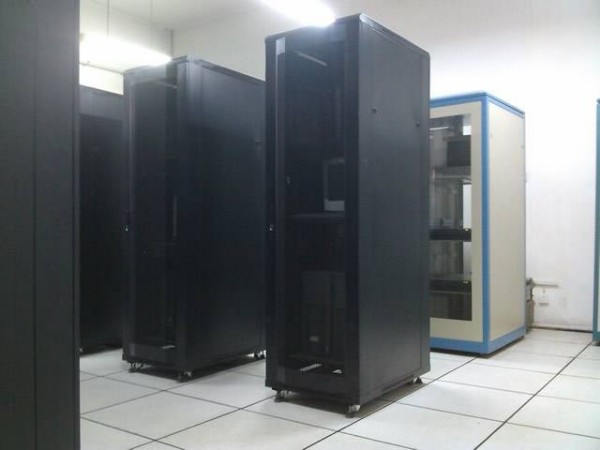 機房環境漏水、濕度、煙霧如何實現報警