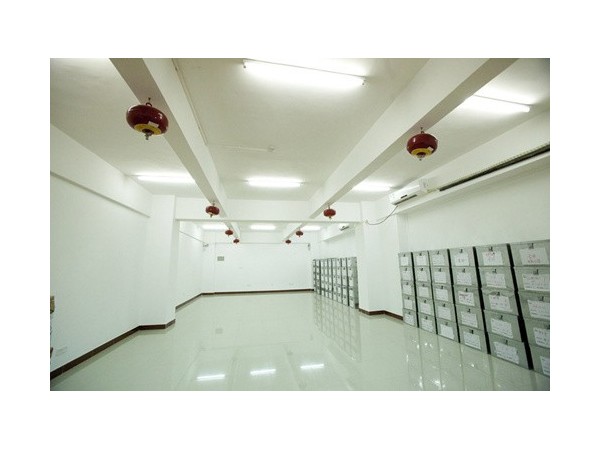 做預算，要一套教育局試卷保密室自動報警監控系統