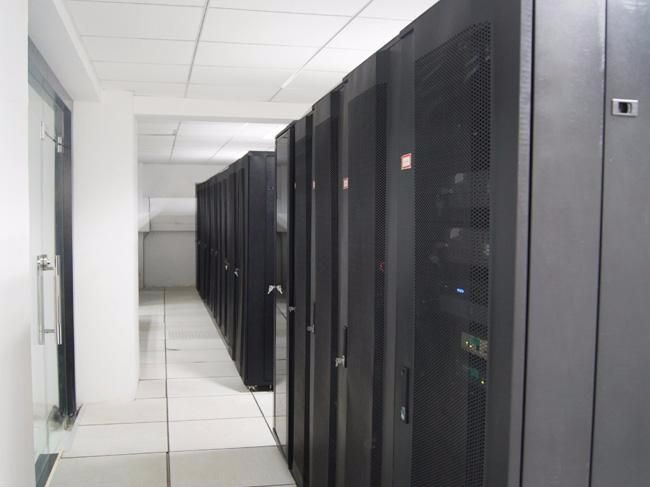 機房監控系統主要需要哪些設備呢？