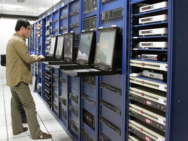 機房建設及監(jiān)控設備怎么做呢？