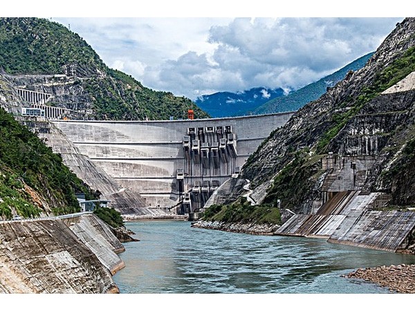 必須安裝水力發(fā)電站機房動環(huán)監(jiān)測系統(tǒng)嗎？