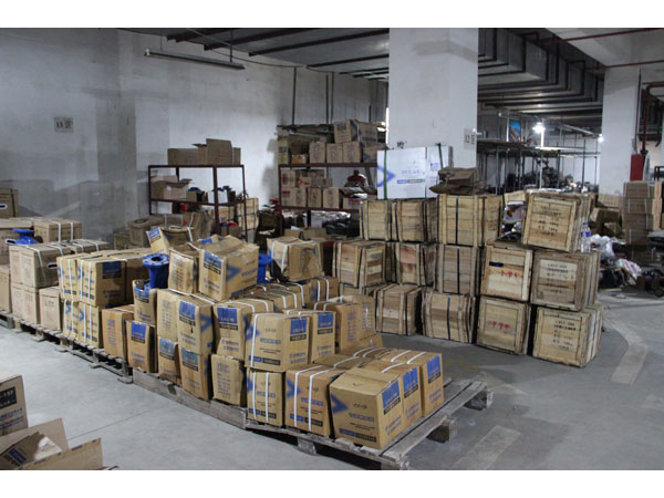 地下倉庫溫濕度監測系統如何聯動排風機自動換氣？